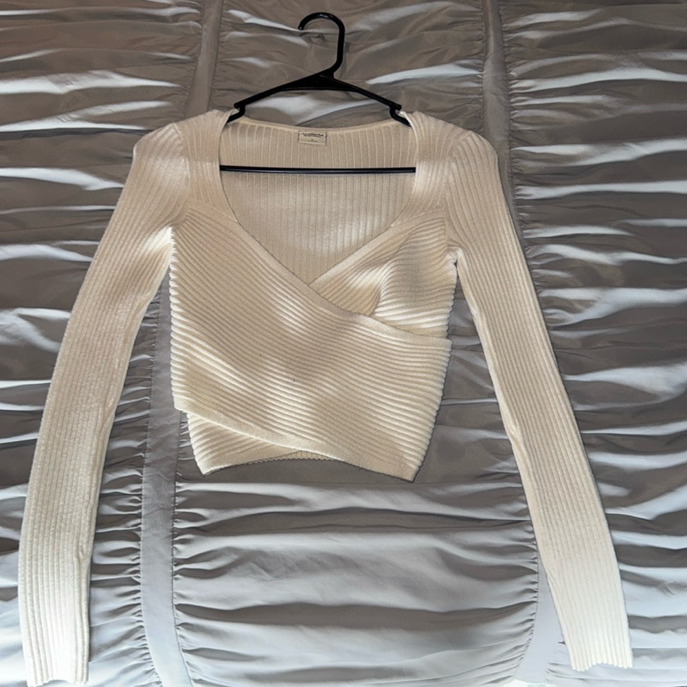 Women’s Abercrombie Cropped Sweater